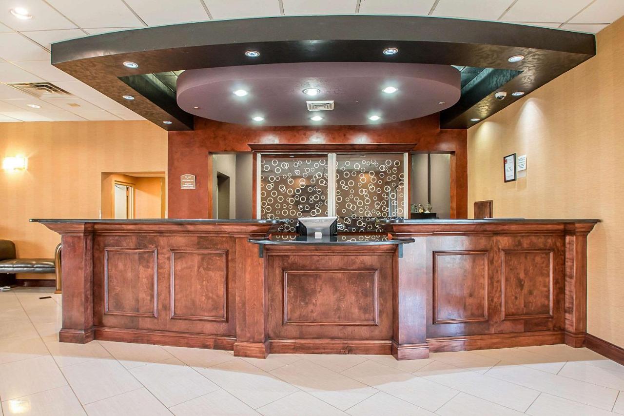 Clarion Inn Elmhurst - Oak Brook Near I-88, I-290, I-294 Zewnętrze zdjęcie