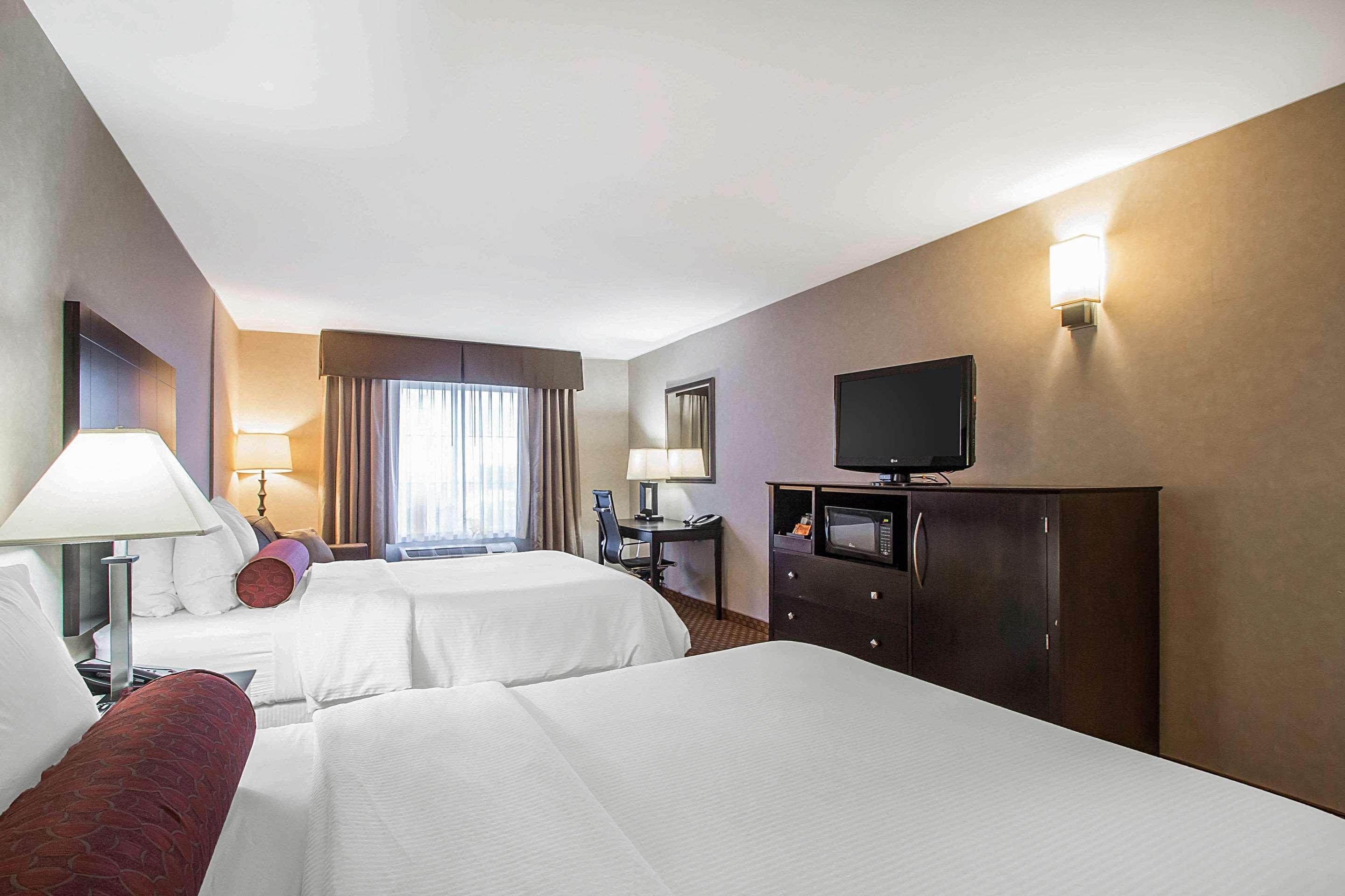 Clarion Inn Elmhurst - Oak Brook Near I-88, I-290, I-294 Zewnętrze zdjęcie