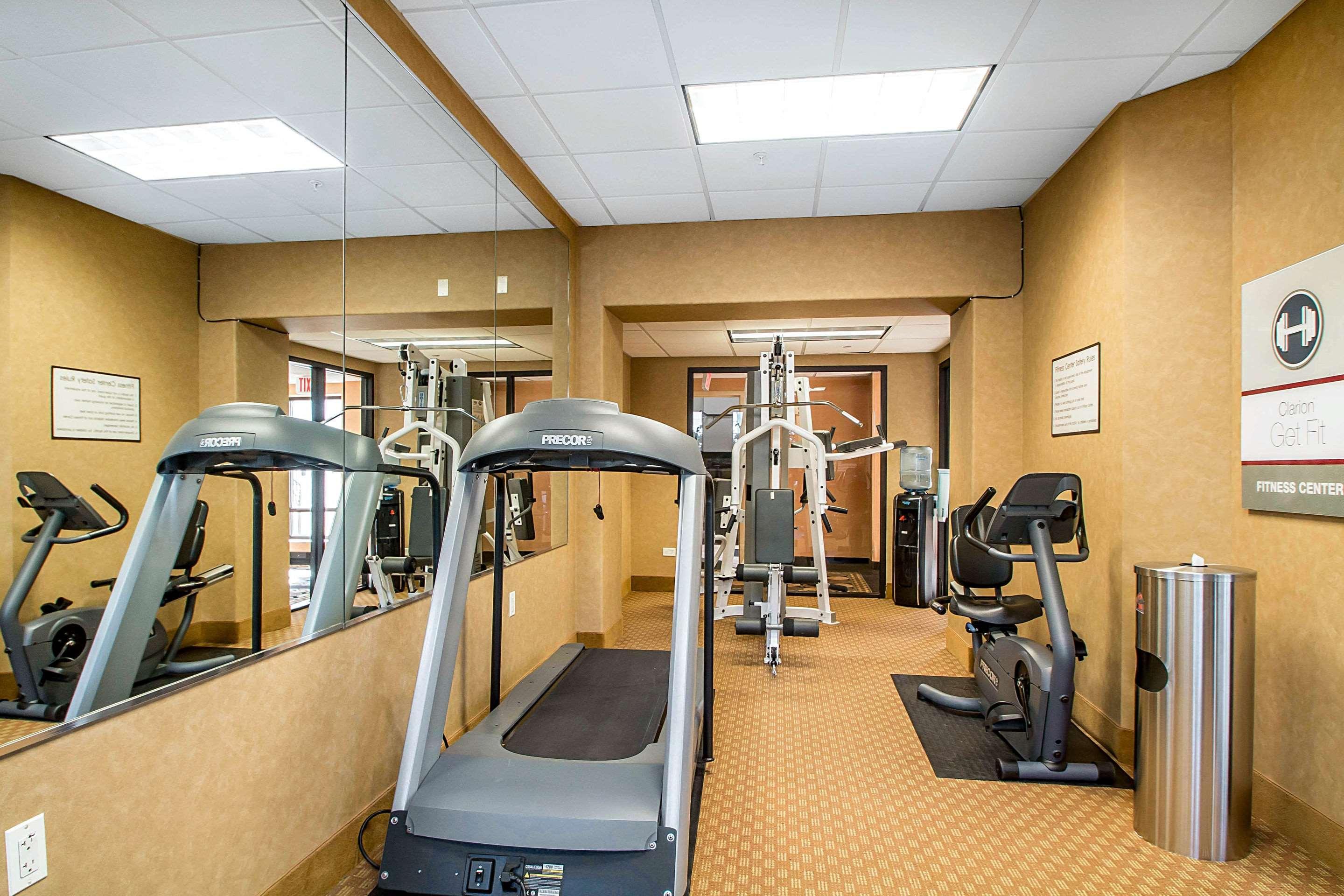 Clarion Inn Elmhurst - Oak Brook Near I-88, I-290, I-294 Zewnętrze zdjęcie