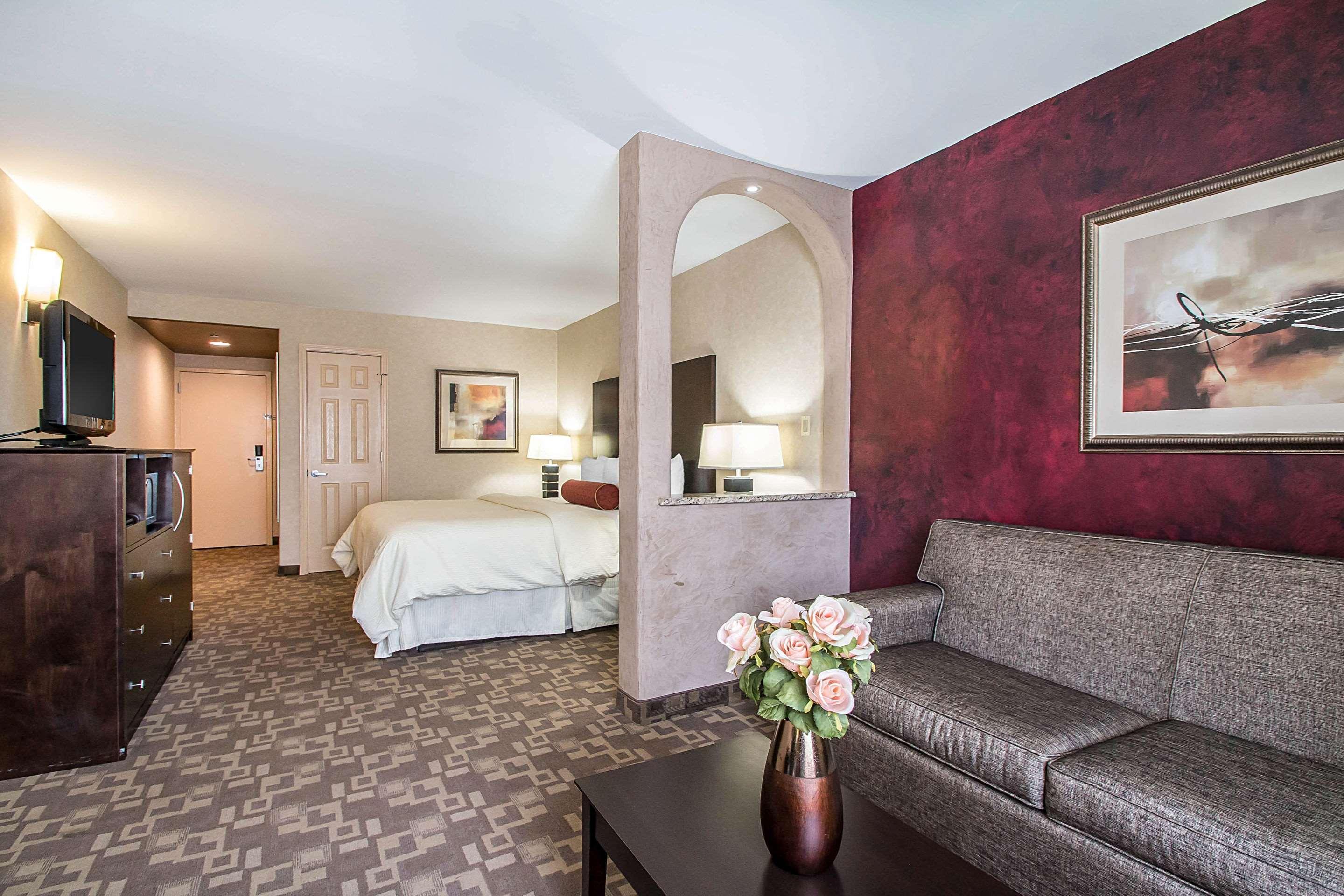 Clarion Inn Elmhurst - Oak Brook Near I-88, I-290, I-294 Zewnętrze zdjęcie