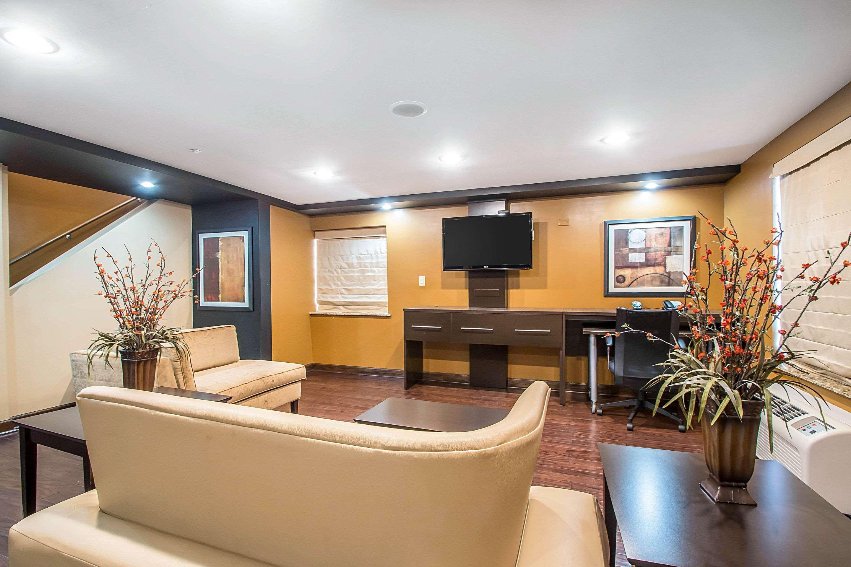 Clarion Inn Elmhurst - Oak Brook Near I-88, I-290, I-294 Zewnętrze zdjęcie